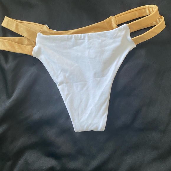 Reservable bikini bottom - Picture 3 of 4